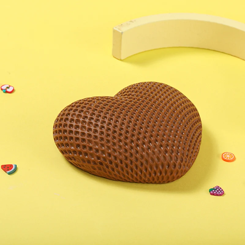 Chocolate Heart Taba Squishy - Image 4