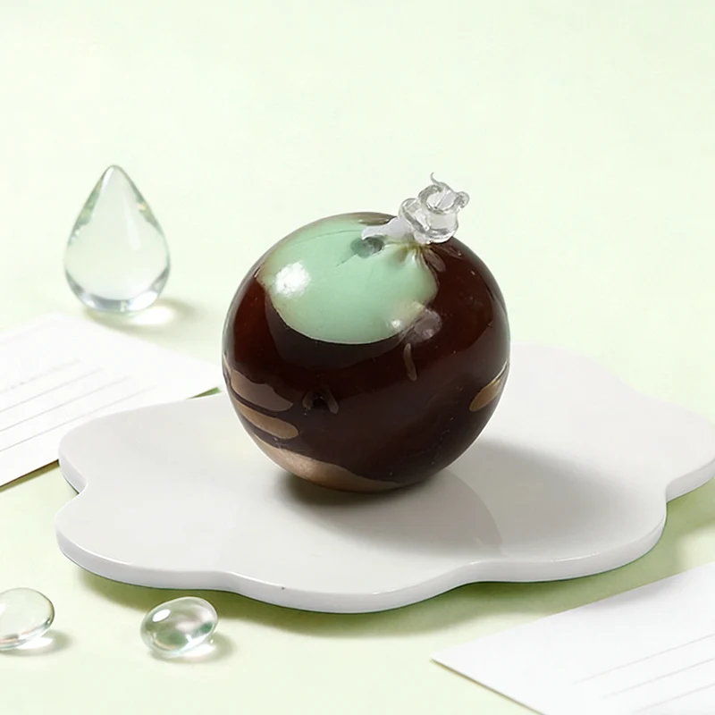 FUFUSQUISHY Cracking Wax Mint Chocolate Stress Ball - Image 3