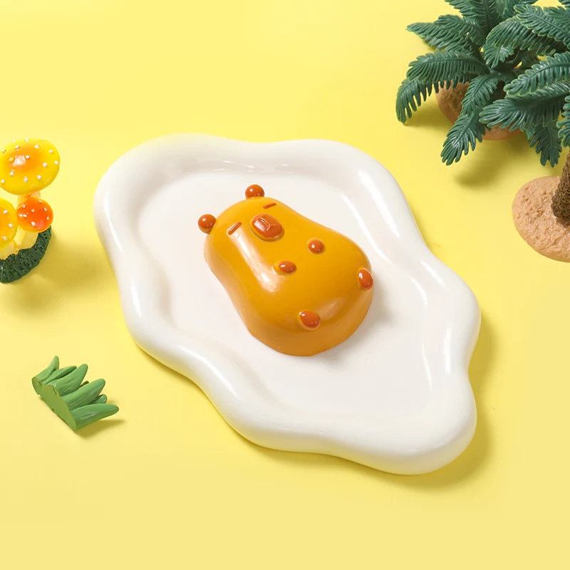 Yellow Capybara Taba Squishy - Image 4